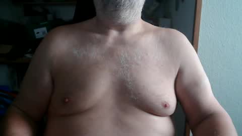 hairyarmpit_lover_1970 online show from September 26, 2025, 6:28 am