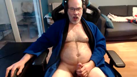 hairyman54 online show from November 30, 2025, 8:40 am