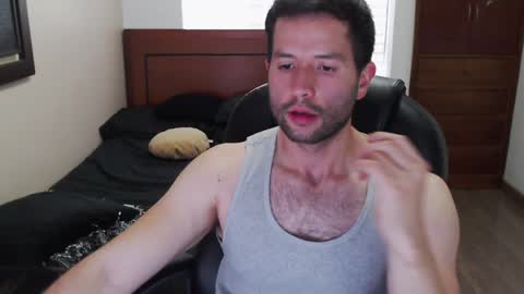 hairyncuteass online show from January 31, 2025, 9:37 pm