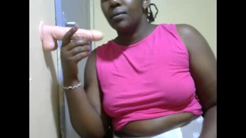 Snapshot of hairypussybigassy001 chatting on February 9, 2025, 11:36 am hairypussybigassy001 online show from February 9, 2025, 11:36 am