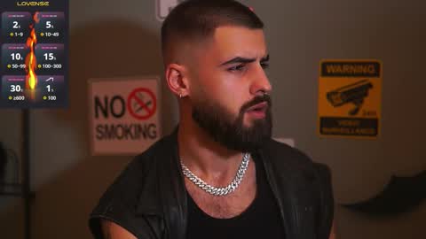 HairyRobXxX online show from December 3, 2025, 7:45 pm