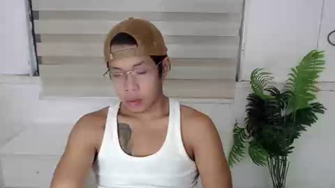 haku020485 online show from January 15, 2026, 4:55 pm