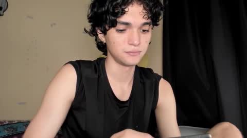 Snapshot of halan_jr chatting on March 1, 2026, 6:43 pm halan online show from March 1, 2026, 6:43 pm