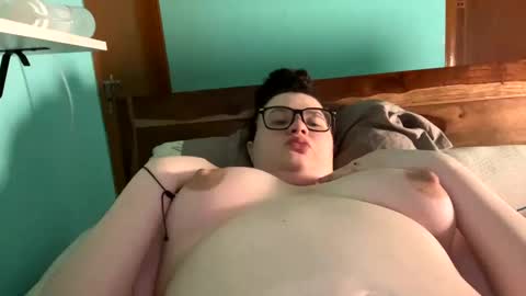 haleyayush online show from March 7, 2025, 4:02 am