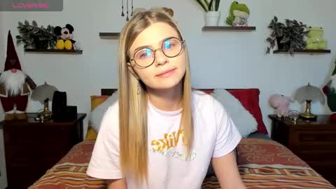 Snapshot of haleyreedme chatting on January 7, 2026, 10:29 am Haley online show from January 7, 2026, 10:29 am