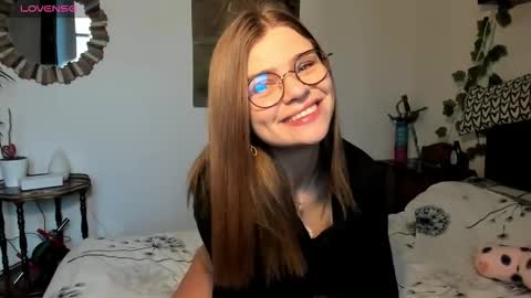 Snapshot of haleyreedme chatting on February 3, 2026, 8:19 am Haley online show from February 3, 2026, 8:19 am