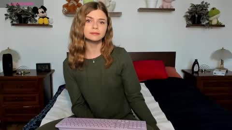 Snapshot of haleyreedme chatting on February 10, 2026, 7:56 am Haley online show from February 10, 2026, 7:56 am