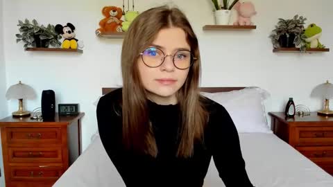 Snapshot of haleyreedme chatting on February 18, 2026, 8:21 am Haley online show from February 18, 2026, 8:21 am
