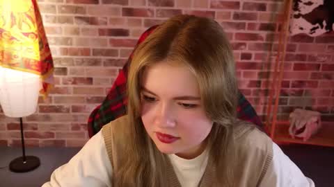 HaleySun online show from October 15, 2025, 1:22 pm