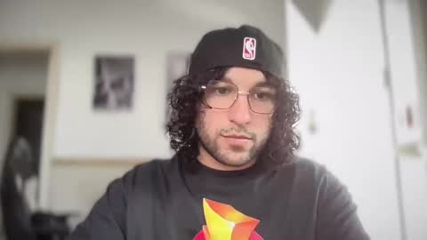 halfblood18 online show from November 1, 2025, 3:03 pm