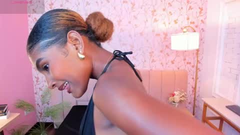 Halley Lorens online show from May 24, 2026, 12:10 pm