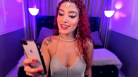 Snapshot of hallsred_rh chatting on January 8, 2025, 9:34 pm Halls Red online show from January 8, 2025, 9:34 pm