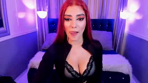 Snapshot of hallsred_rh chatting on January 20, 2025, 9:22 pm Halls Red online show from January 20, 2025, 9:22 pm