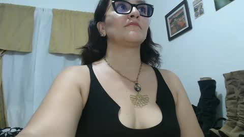 Snapshot of hammer9247 chatting on October 1, 2025, 10:49 pm hammer9247 online show from October 1, 2025, 10:49 pm