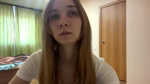 Alya online show from May 23, 2026, 3:16 pm