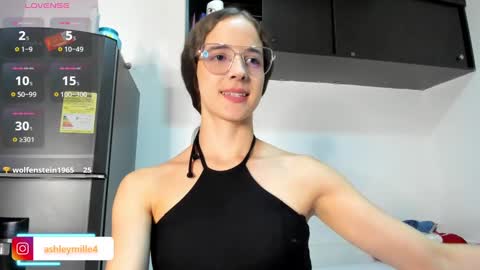 hanasleep online show from November 21, 2025, 7:01 pm