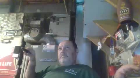 Snapshot of handiemanhere chatting on November 13, 2025, 5:28 am naked man online show from November 13, 2025, 5:28 am