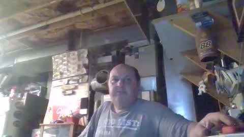 Snapshot of handiemanhere chatting on March 29, 2026, 2:33 am naked man online show from March 29, 2026, 2:33 am