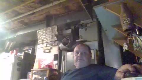 naked man online show from May 10, 2026, 1:22 am