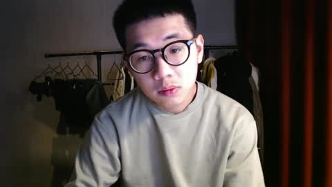handsome_mannn online show from January 2, 2025, 6:56 pm