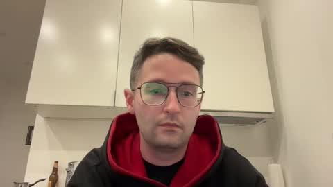 Snapshot of handsome_sasha chatting on November 6, 2025, 4:19 pm Sasha online show from November 6, 2025, 4:19 pm