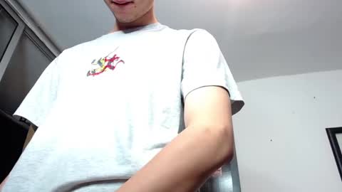 Snapshot of handsome_white1 chatting on February 8, 2025, 2:47 am jorge daniel online show from February 8, 2025, 2:47 am