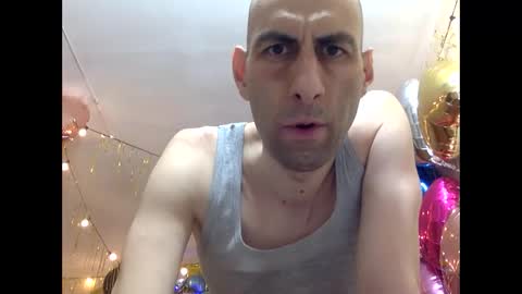 HandsomeAlfie online show from March 7, 2026, 2:08 am