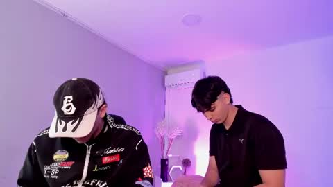 Snapshot of handsomeboys19 chatting on June 20, 2026, 1:03 pm leonardfarrucknick and otis online show from June 20, 2026, 1:03 pm