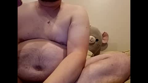 handsomedaddy198923 online show from November 6, 2025, 8:43 pm