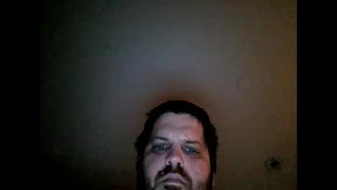 handsomedaddy198923 online show from November 17, 2025, 6:46 pm