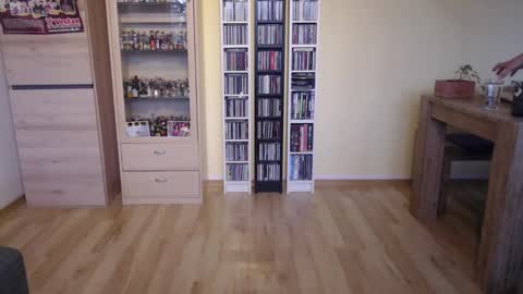 HandsomeGuy1984 online show from February 1, 2025, 9:00 am