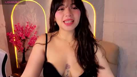 Snapshot of hani_amber_tx chatting on July 27, 2026, 12:56 pm Follow me.. Live 730 to 1400 online show from July 27, 2026, 12:56 pm