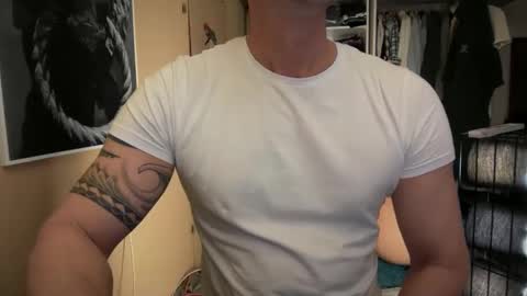 hanky online show from January 24, 2025, 4:06 pm