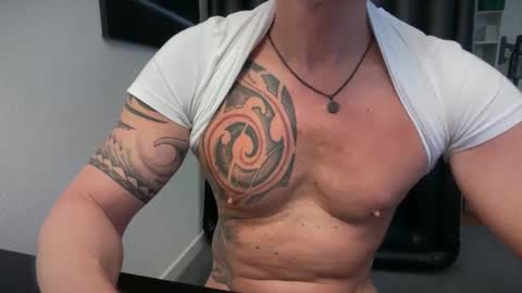 hanky online show from April 13, 2026, 7:14 am