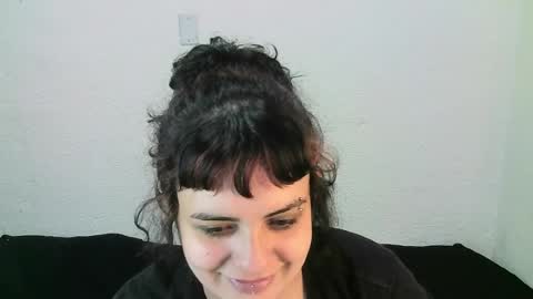 JUANA online show from April 8, 2026, 1:44 pm