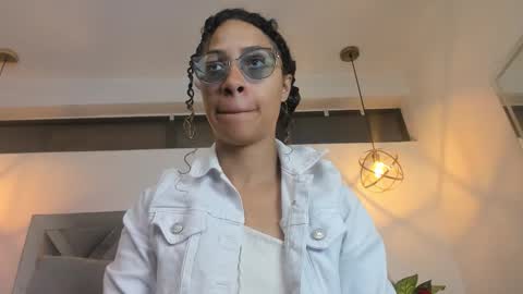 HANNA online show from December 14, 2025, 1:38 pm