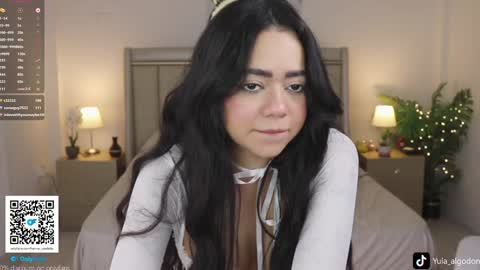 hanna_costtello online show from January 8, 2025, 7:45 am