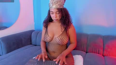 Snapshot of hanna_cupper chatting on May 8, 2026, 7:52 pm Hanna online show from May 8, 2026, 7:52 pm