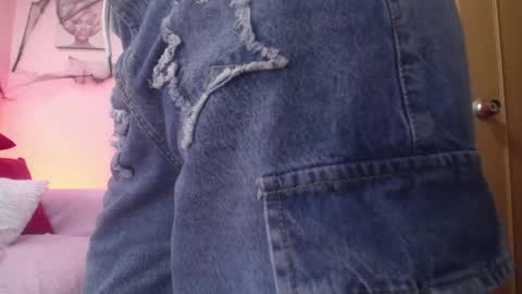 hanna_lamber online show from October 21, 2025, 10:49 am