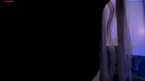 Snapshot of hannaconnor_ chatting on February 25, 2025, 8:41 pm Hanna Connor online show from February 25, 2025, 8:41 pm