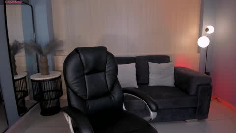 Snapshot of hannaconnor_ chatting on October 7, 2025, 11:40 am Hanna Connor online show from October 7, 2025, 11:40 am