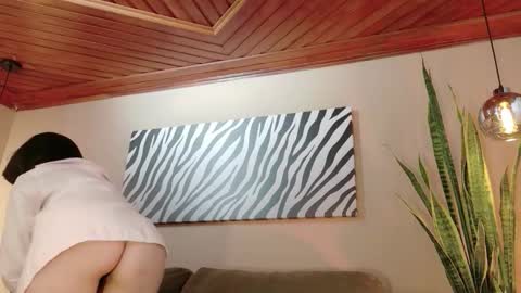 Hannah  online show from November 6, 2025, 2:45 am