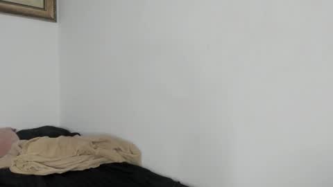 Hannah online show from March 17, 2026, 2:05 am