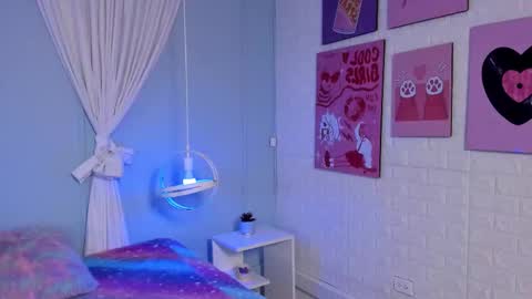 Hannah online show from November 10, 2025, 12:04 pm