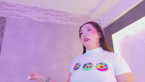 hannaprada1 online show from February 23, 2026, 10:34 am