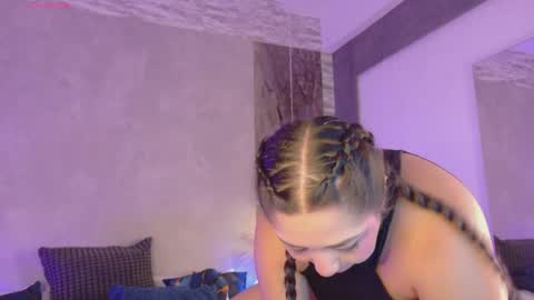 hannaprada1 online show from May 2, 2026, 11:59 am