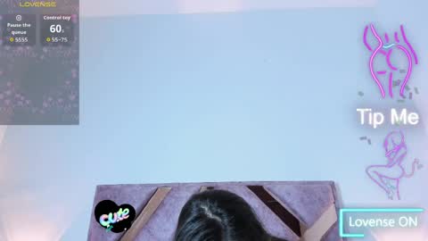 hannarodrigueez online show from April 16, 2026, 9:39 pm