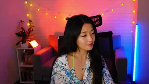 hannarosie online show from November 5, 2025, 7:14 pm