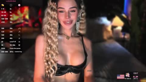 hanny113826 online show from November 15, 2025, 4:47 pm