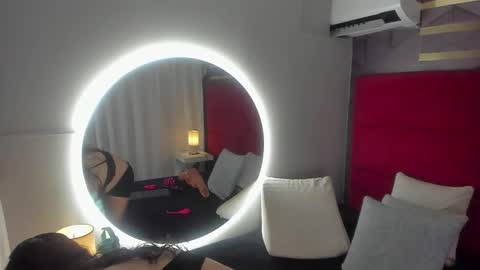 Hanny  online show from February 18, 2026, 2:07 am